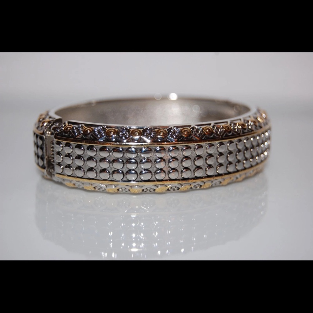 BOLD SILVER TONED METAL GOLDEN DETAIL BYZANTINE STYLE STATEMENT BANGLE BRACELET